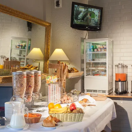 Ibis Styles Lille D'ascq Hotel 3*