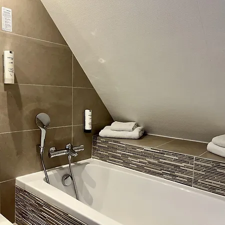 Ibis Styles Lille D'ascq Hotel 3*